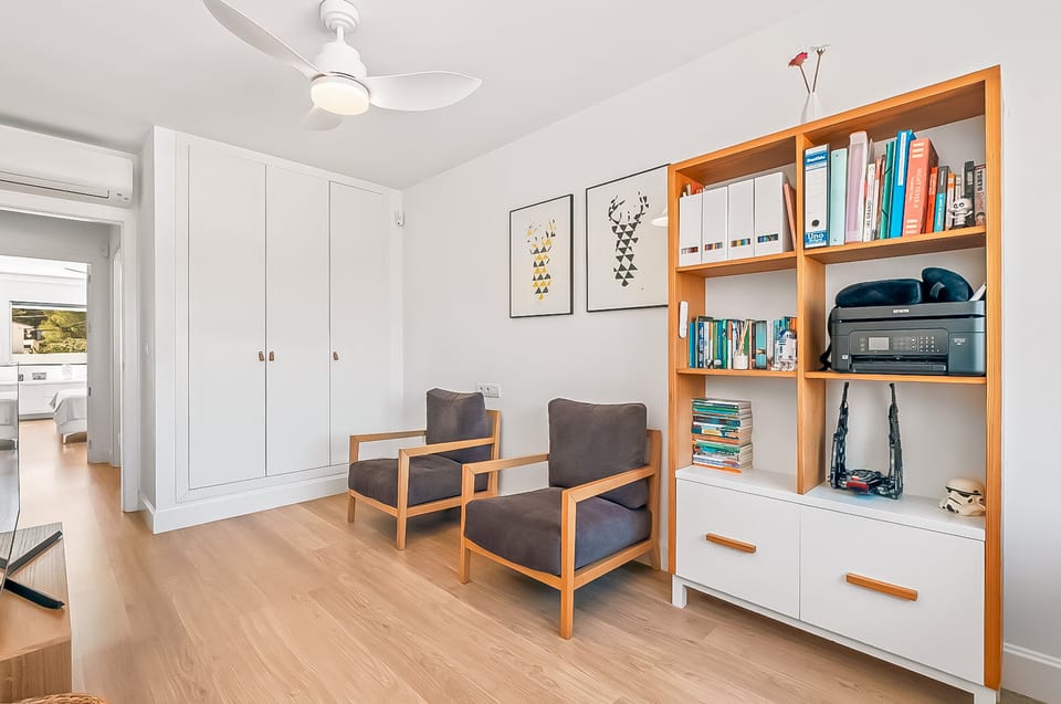 Semi-detached renovated villa within walking distance to the Norwegian School (15/15)