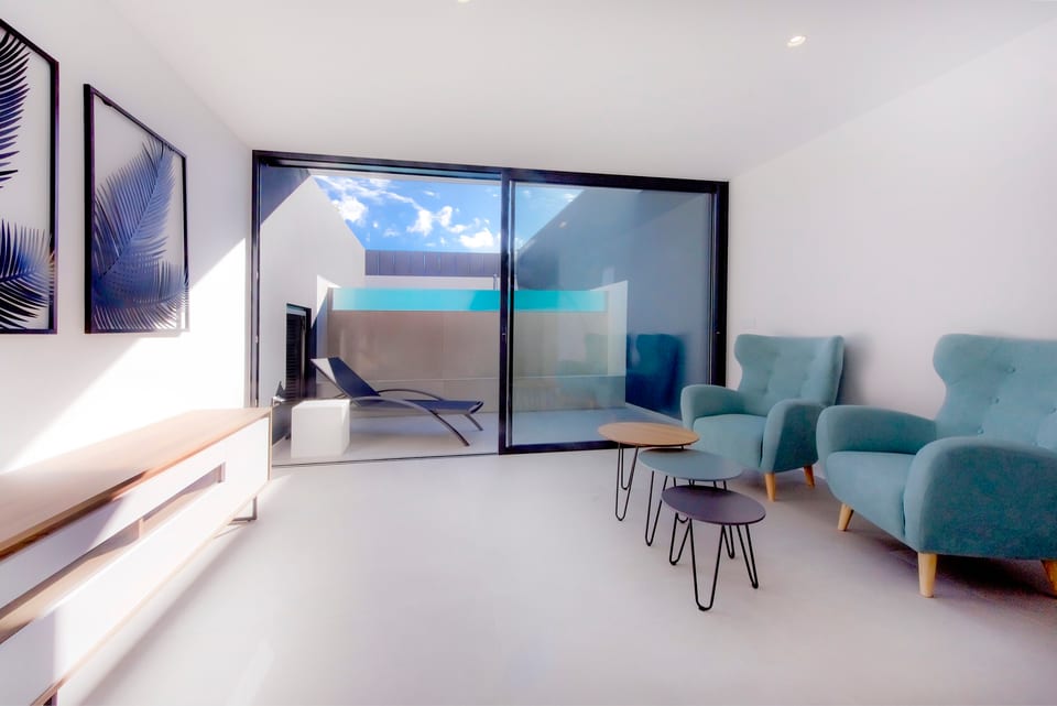 10 new modern luxury villas in Albir (5/15)