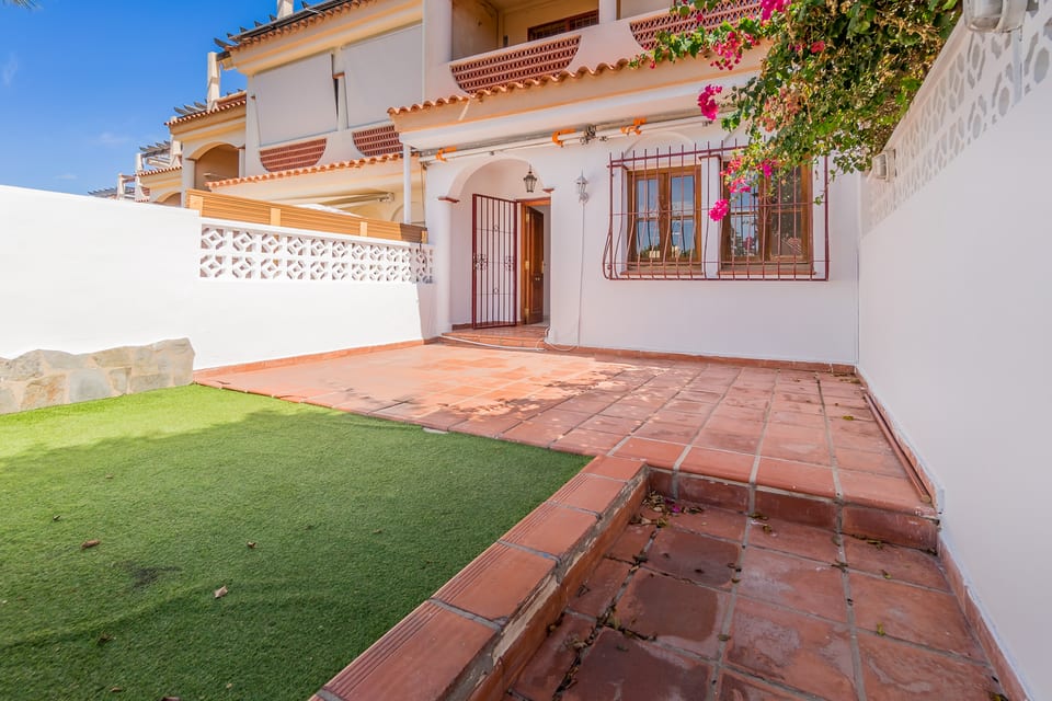 Townhouse in Albir (11/15)