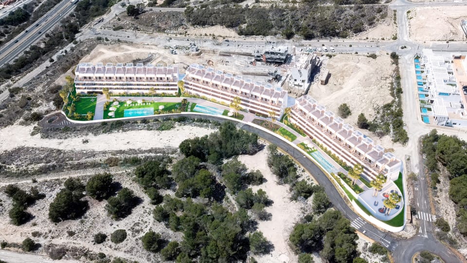 New construcion with sea views (9/15)