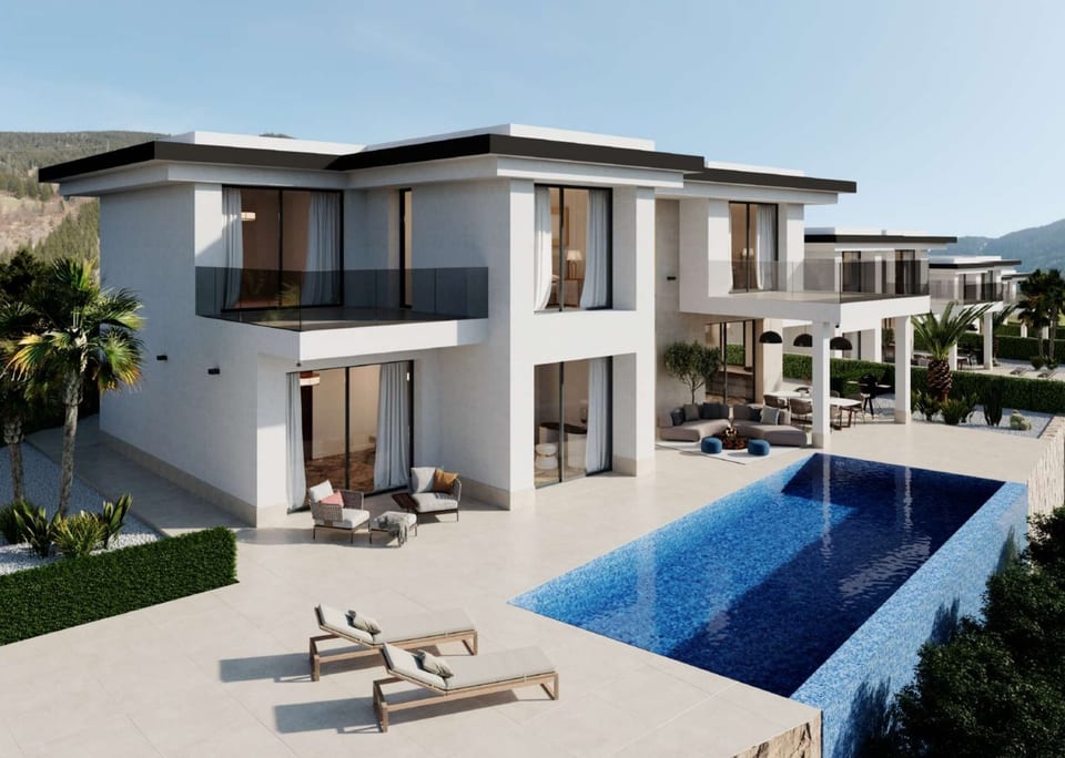 Contemporary Luxury and sea views (14/15)