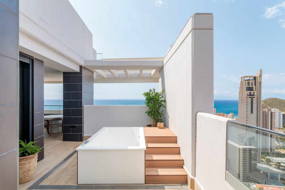 Penthouse with panoramic views –  2 minutes walk from Poniente Beach (5/15)