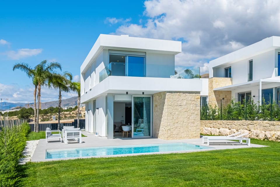 Luxurious key ready-villa (12/15)