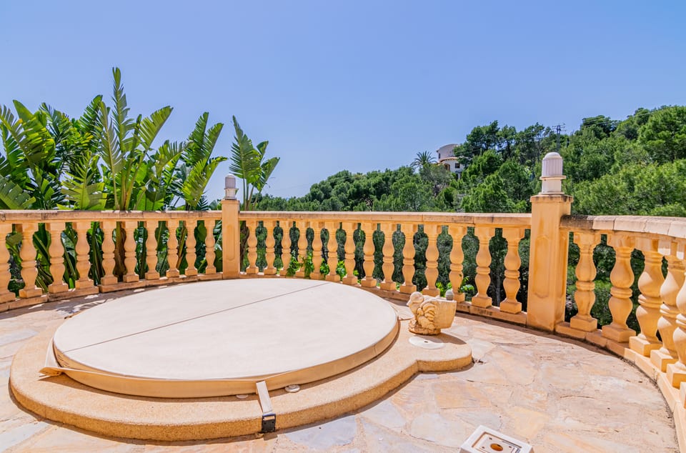 Villa for sale with sea views in Altea (9/15)