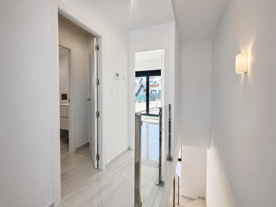 New villa with high standard (13/15)