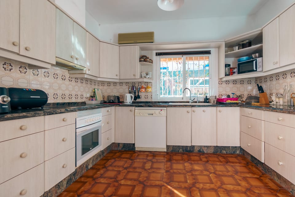 Single level villa in Albir (12/15)