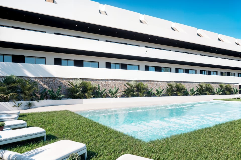 New construcion with sea views (15/15)