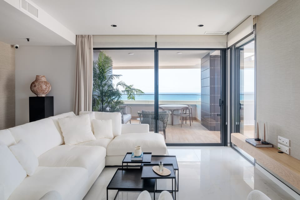 Penthouse with panoramic views –  2 minutes walk from Poniente Beach (7/15)