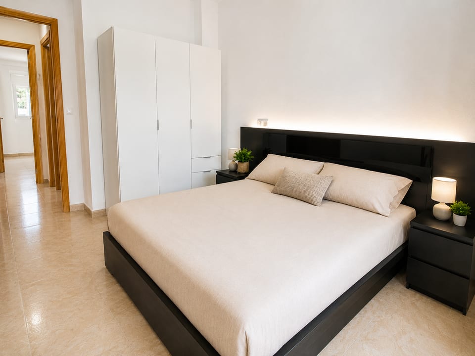 Ground-Floor Apartment with Private Terrace and Garden in El Albir (8/15)